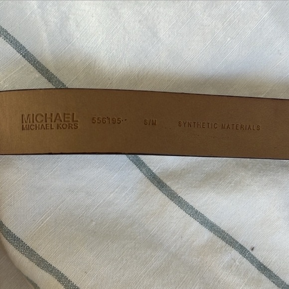 🔸NWT🔸Michael Kors Adjustable Waist belt Bag- silver/grey size S/M - Picture 13 of 15